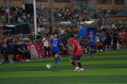 开云体育下载-超级足球联赛决赛中四强战胜对手