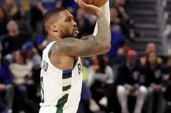 开云体育在线-尼克斯将客场挑战雄鹿，东西部对抗的简单介绍