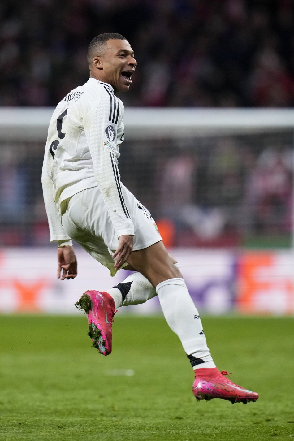 马赛挺进欧冠半决赛,势不可挡!的简单介绍 马赛挺进欧冠半决赛,势不可挡!的简单介绍