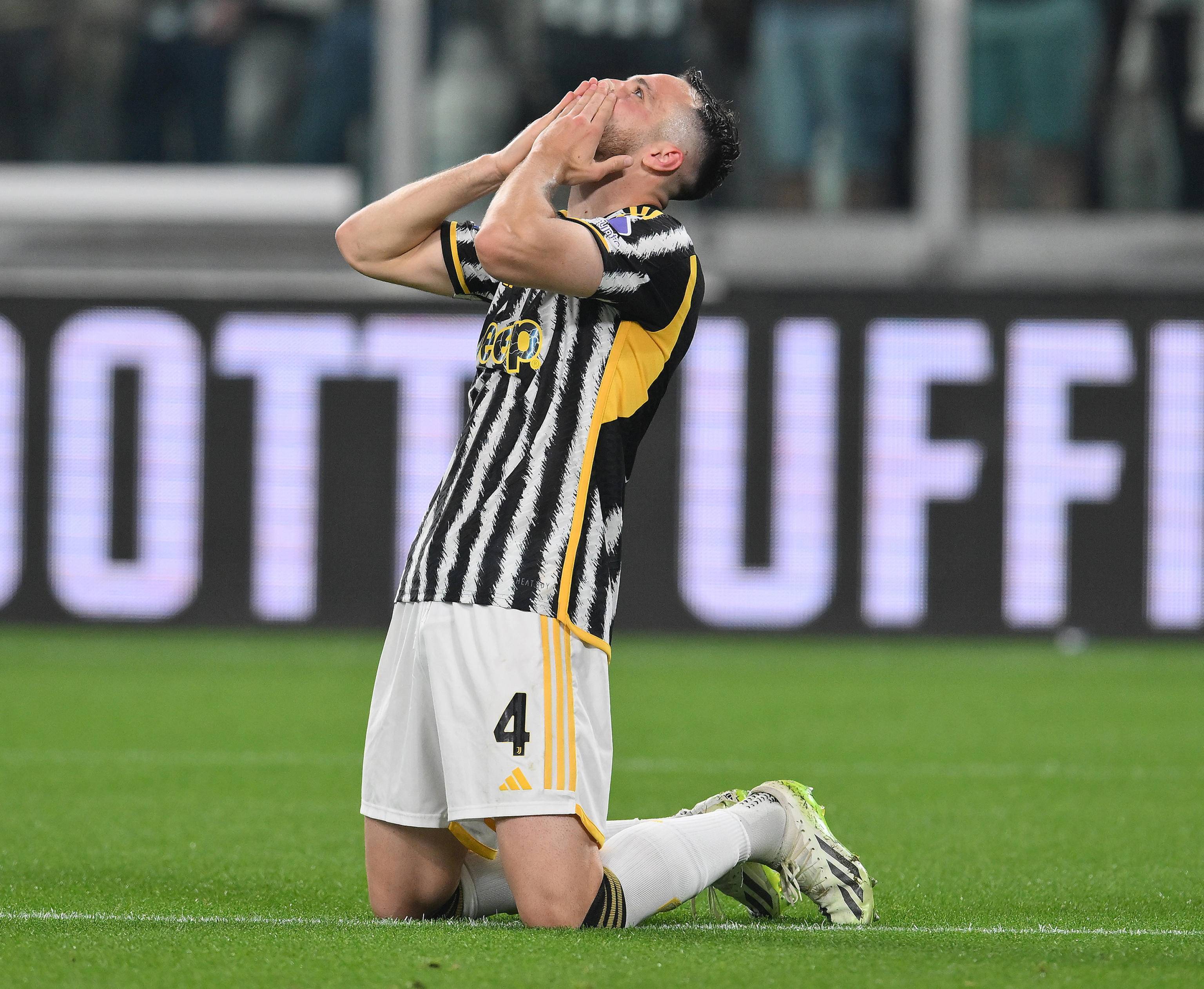 罗马客场不敌尤文图斯,遭遇关键失利的简单介绍 罗马客场不敌尤文图斯,遭遇关键失利的简单介绍