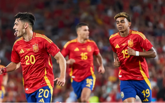 关于英格兰客场胜法国,取得关键胜利的信息 关于英格兰客场胜法国,取得关键胜利的信息