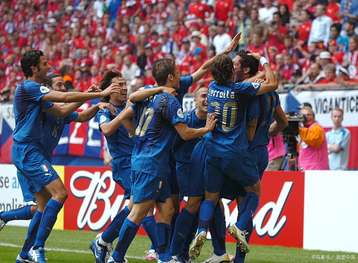 荷兰队展现实力,轻松取胜对手 荷兰队展现实力,轻松取胜对手