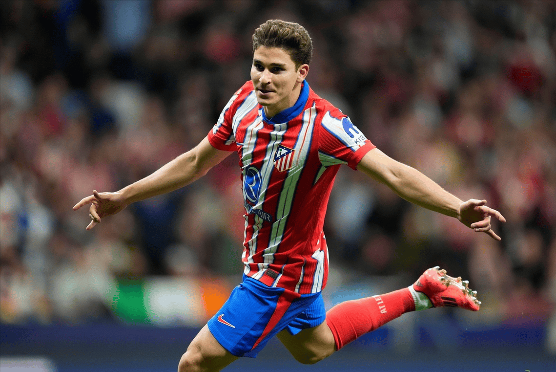 巴黎血洗曼城,阿尔瓦雷斯打破历史纪录的简单介绍 巴黎血洗曼城,阿尔瓦雷斯打破历史纪录的简单介绍