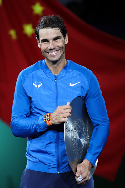 网球选手发挥出色，荣膺最佳MVP的简单介绍