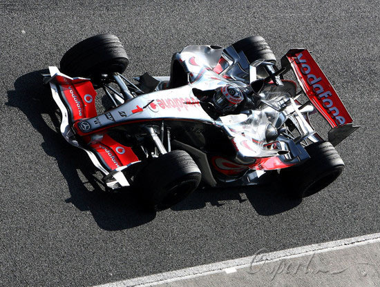 包含索伯车队翻盘梅赛德斯，阿隆索扛起全队的词条