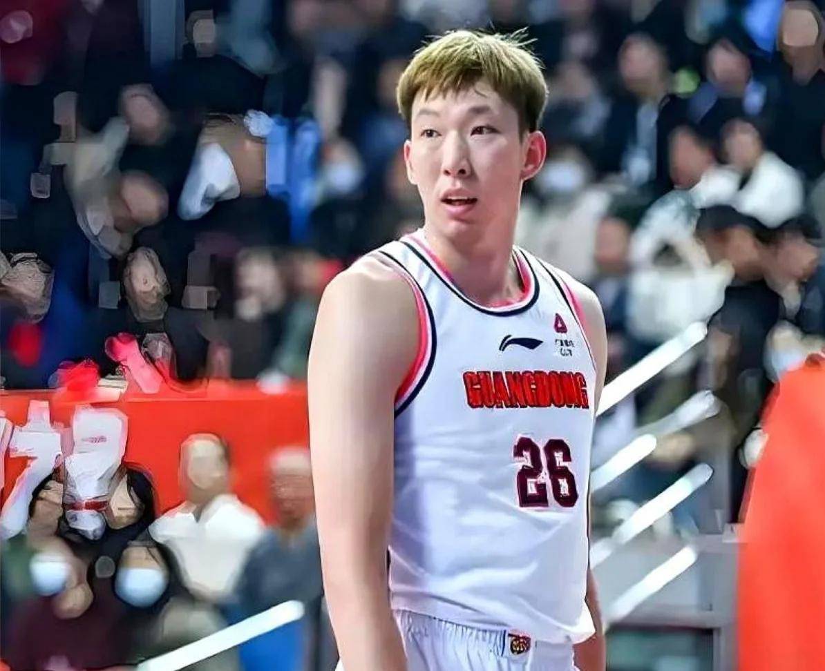 深圳队力克天津队，周琦刷新纪录的简单介绍