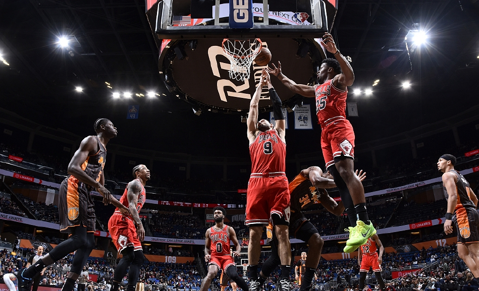 国王险胜山西队，武切维奇统治全场